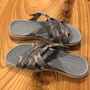 Baretraps Wiloma Sandals